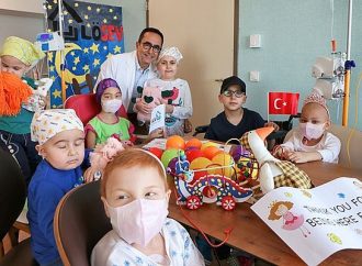 Güçlü babalara iyilik dolu hediyeler LÖSEV'de!