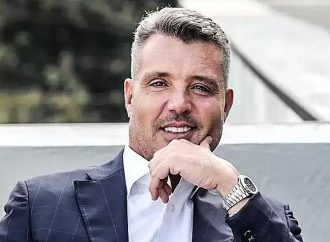 Ünlü İş Adamı Saran, Göktürk'teki Villasını Kaç Milyona Satıyor?