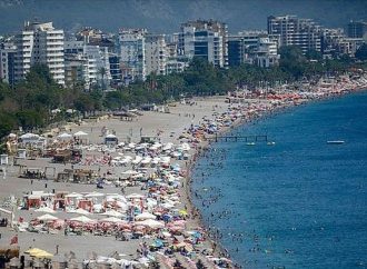 Yabancılar Antalya'da konut alma yarışında!