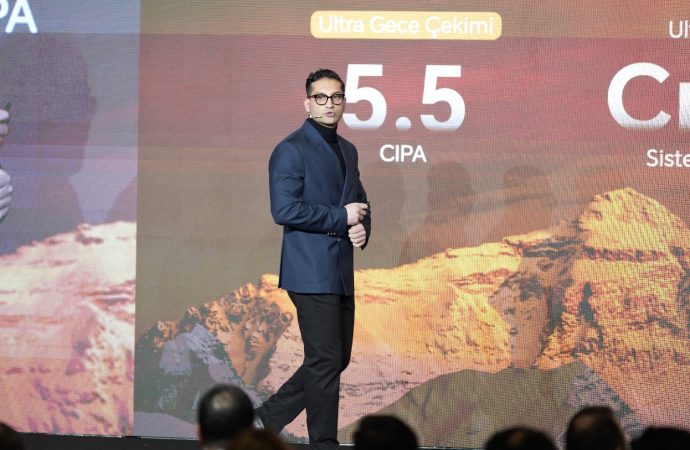 HONOR Magic8 Pro Türkiye’de Satışa Sunuldu