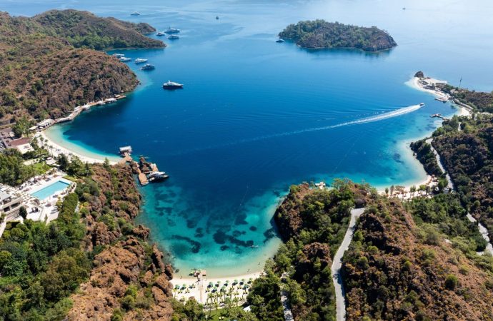 D Maris Bay’de Yeni Sezon Başlıyor; Doğa, Gastronomi, Moda ve Yaşam Tarzının Buluştuğu Benzersiz Bir Yaz