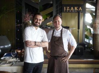 Izaka Terrace’ta İki Şefin İmza Lezzetleri Aynı Masada Buluştu
