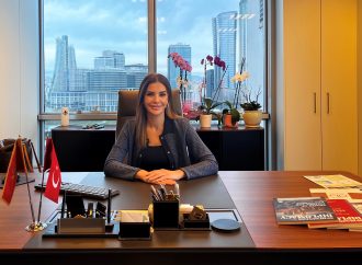 Nu Teknoloji’den Kazı ve Kablolama Gerektirmeden Çalışan “Akıllı Enerji Direği” Çözümü