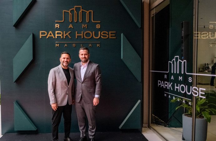 Galatasaraylı Futbolcular RAMS Park House Maslak’ta Bir Araya Geldi!