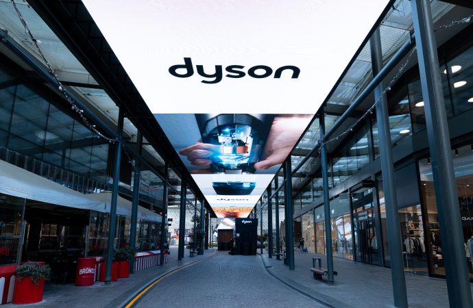 Dyson’dan Türkiye’de Bir İlk: Gezici Deneyim Alanlarıyla Teknoloji Sokaklara Taşınıyor