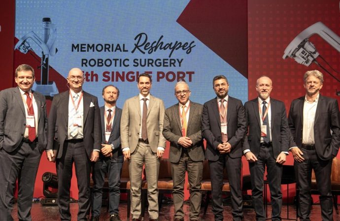 30 Ülkeden 20’den Fazla Hekim Single Port Teknolojisini İstanbul’da Tartıştı.
