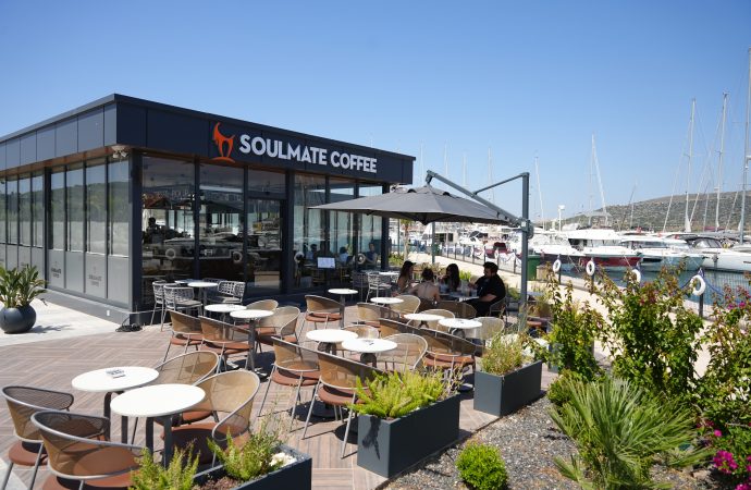 Marina Yaşamının Yeni Kahve Adresi: Soulmate Coffee Teos Marina ve Alaçatı Marina’da