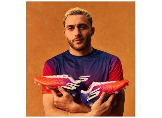 Skechers Football, “Sunset Pack” Koleksiyonu ile Yeşil Sahalara Konfor Katmaya Devam Ediyor