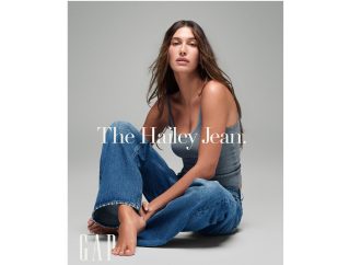 Gap ve Hailey Bieber’dan The Hailey Jean; İlhamını 1996’nın Zahmetsiz Tavrından ve Hailey Bieber’ın Stilinden Alan Kapsül ve Sınırlı Sayıda Bir Koleksiyon.