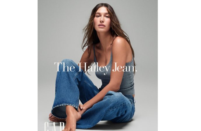 Gap ve Hailey Bieber’dan The Hailey Jean; İlhamını 1996’nın Zahmetsiz Tavrından ve Hailey Bieber’ın Stilinden Alan Kapsül ve Sınırlı Sayıda Bir Koleksiyon.