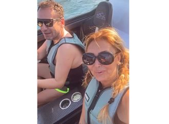 Bodrum’da Ferrari’li Deniz Keyfi