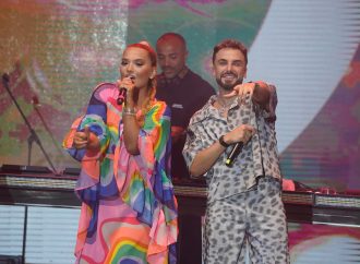 Demet Akalın, Sefo ve LVBEL C5 Bodrum’u Salladı