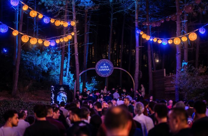 Karnaval Medya Sponsorluğunda Astra Lumina İle Yıldızlarla Çevrili Büyüleyici Bir Gece Yürüyüşü