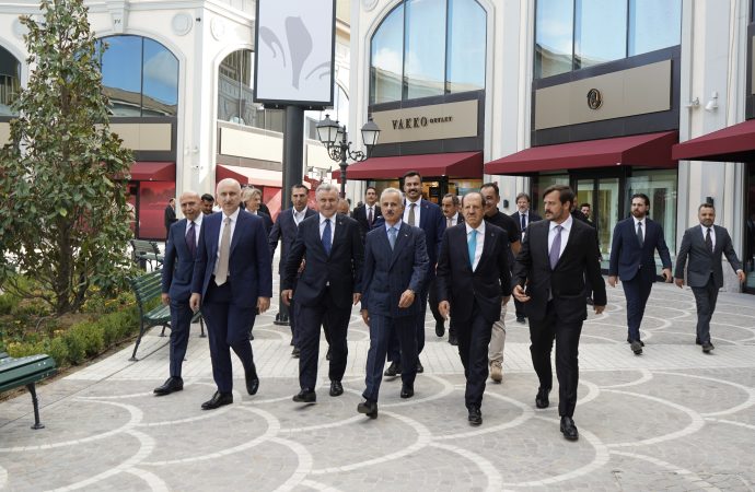 Türkiye’nin İlk Lüks Designer Outleti Florentia Village Resmî Olarak Açıldı