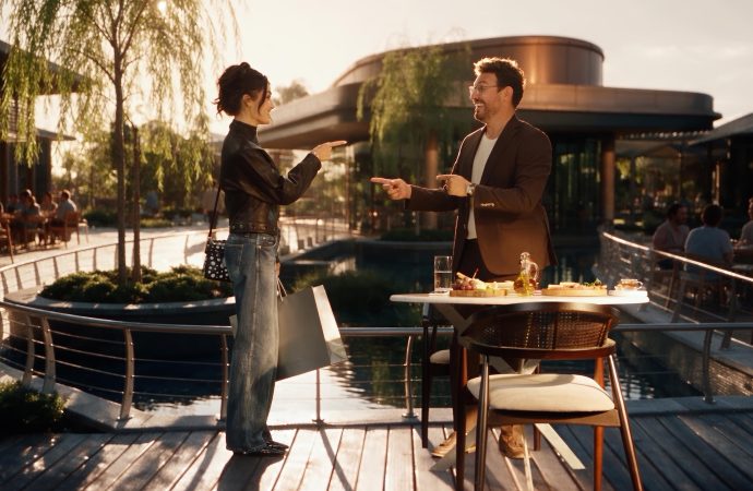 Florentia Village’ın İlk Reklam Filminde Hande Erçel ile Danilo Zanna Bir Arada….