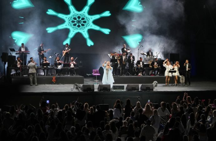 Seda Sayan Açıkhava’yı Salladı