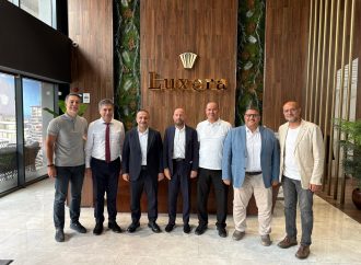Luxera GYO, Veliefendi’de 10 Milyar TL’lik Proje İçin İmzaları Attı