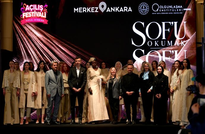 Merkez Ankara AVM, Ankara’nın Kültürel Mirasını Sof Kumaşı Defilesi ve Sergilerle Buluşturuyor